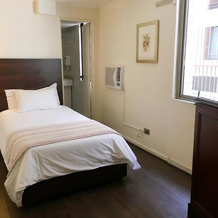 Hotel Mr Express Santiago del Cile Camera foto