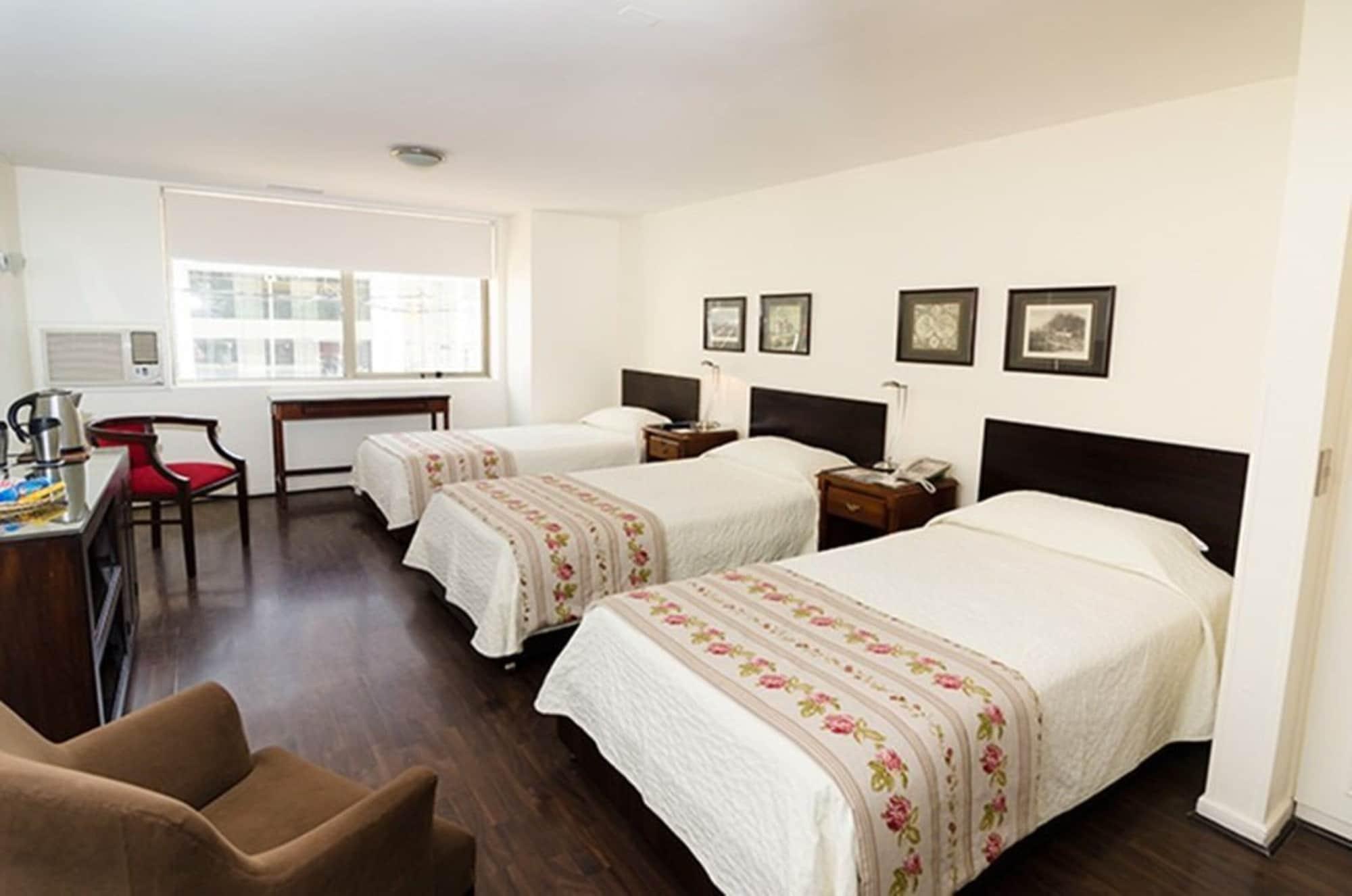 Hotel Mr Express Santiago del Cile Esterno foto