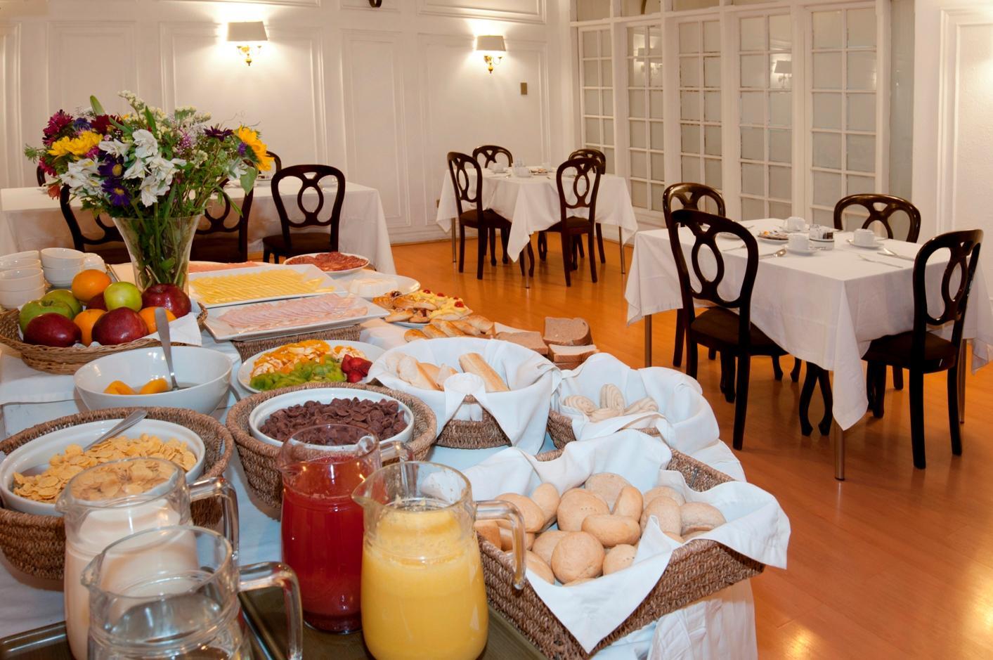 Hotel Mr Express Santiago del Cile Esterno foto